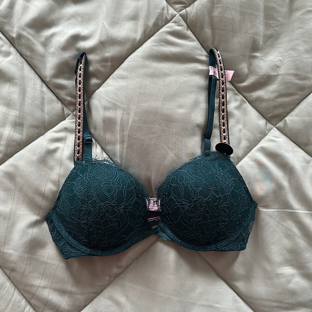 victoria’s secret bombshell add-2-cups shine strap lace push-up bra